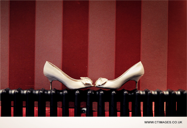 gibbon-bridge-wedding-photography-bride-shoes gibbon-bridge-wedding-photography-bride-shoes