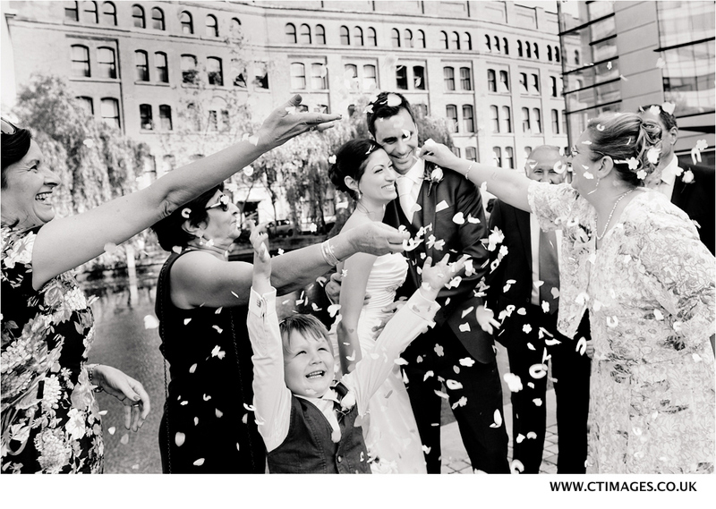 confetti-throwing-at-manchester-city-centre-wedding.jpg