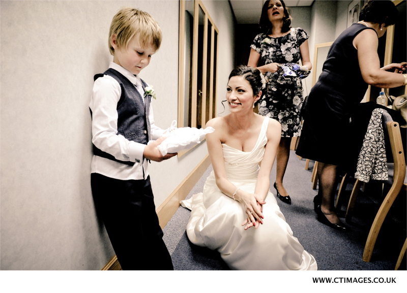 bride-prepares-for-wedding-in-manchester.jpg
