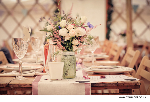 lancashire-wedding-photographer-pretty-flowers-vase-ideas