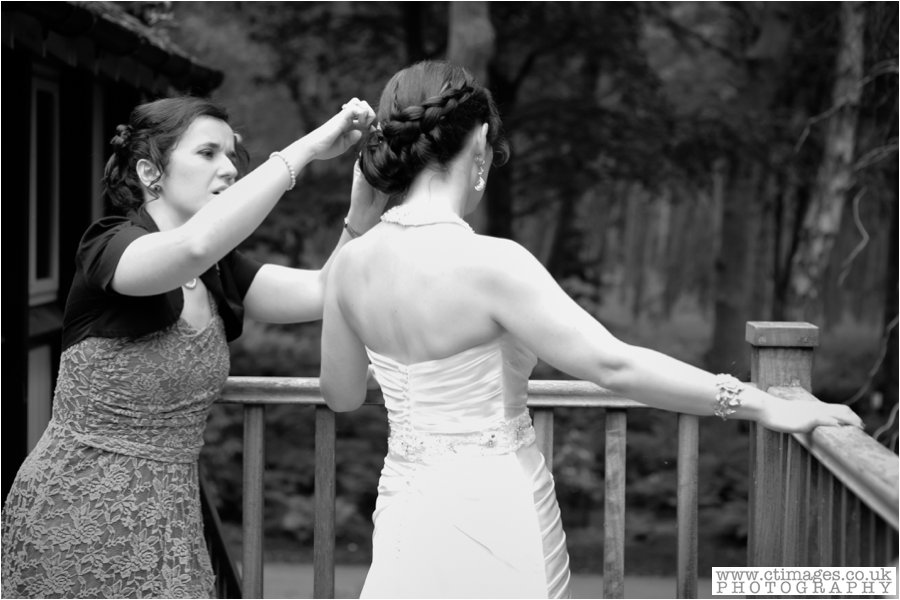 abbeywood-estate-delamere-wedding-photography-creative-cheshire-photographers-wedding-photographer_0016.jpg