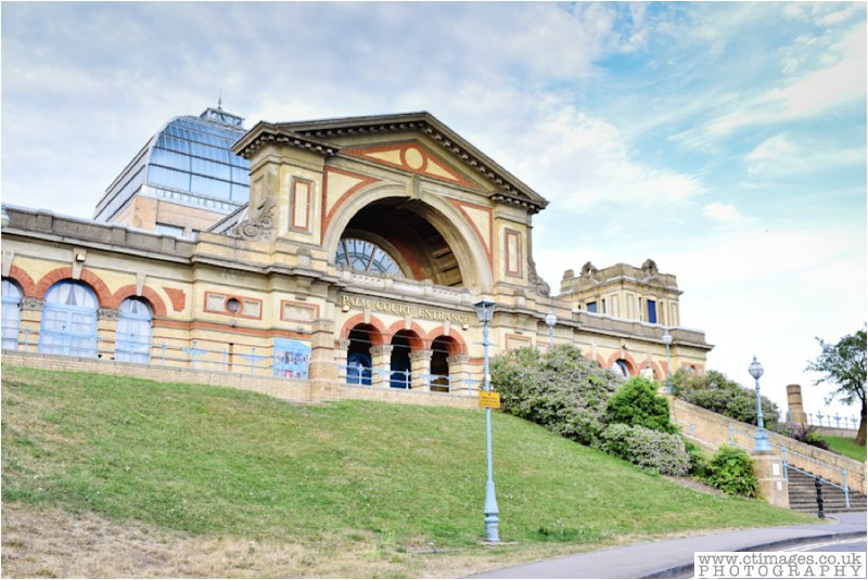 alexandra-palace-london-engagement-photography-3.jpg alexandra palace,engagement photography,