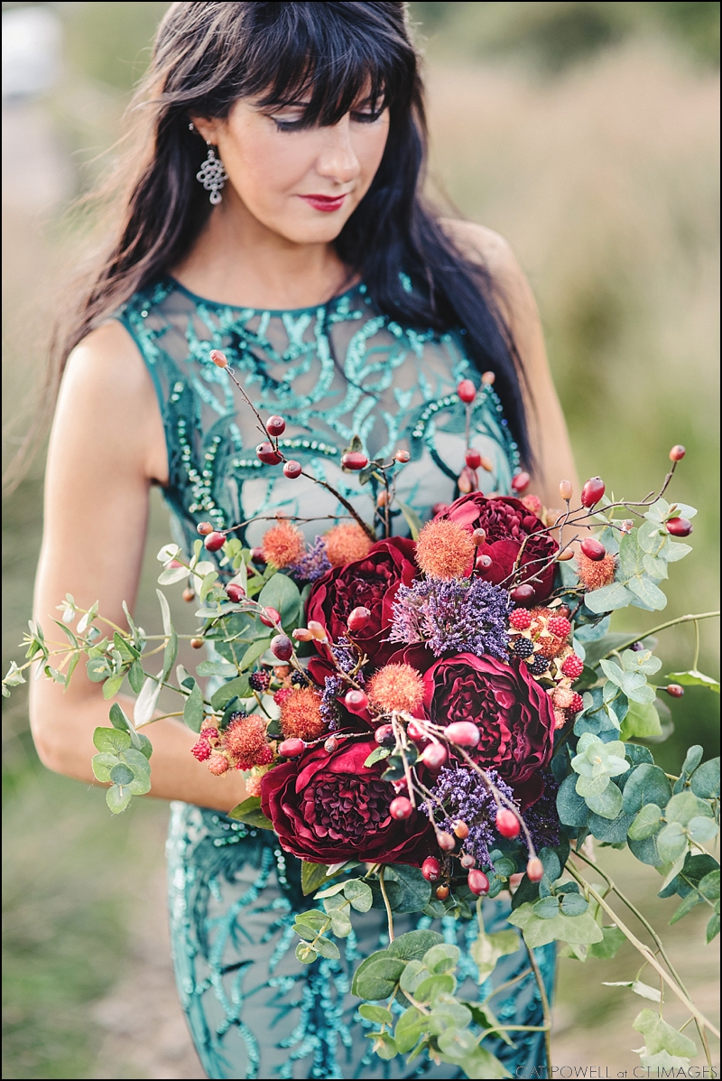 bohemian-autumn-wedding-photography-green-dress-campervan-dog-10.jpg alternative wedding style,autumn wedding,bohemian wedding,bride in green,campervan,green dress,wedding photographer,wedding photography,wedding photos,wedding with dog,