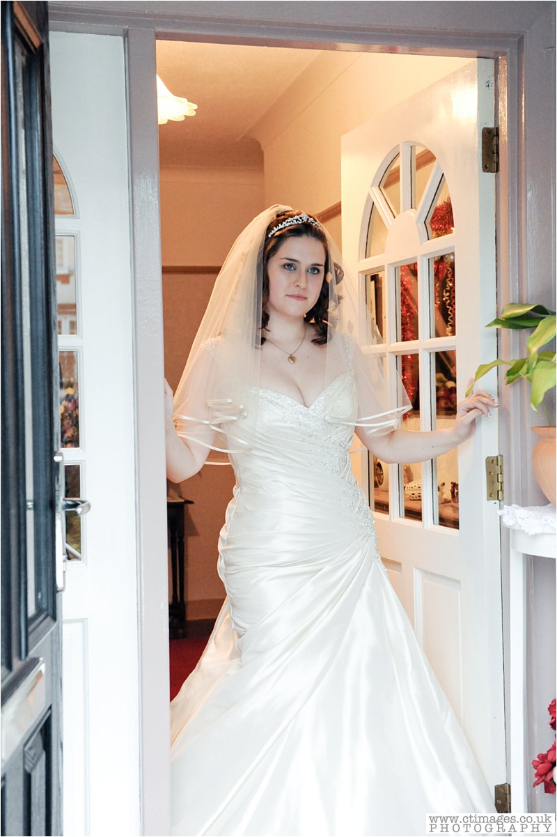 bolton-school-wedding-photographer-lancashire-photographer-weddings-photos-7.jpg