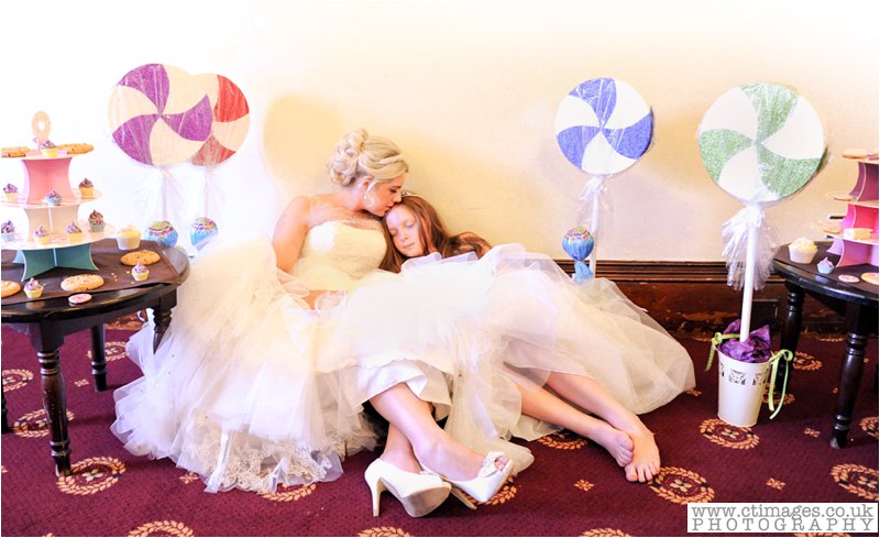 bolton-wedding-photography-weddings-photographer-haigh-hall-19.jpg