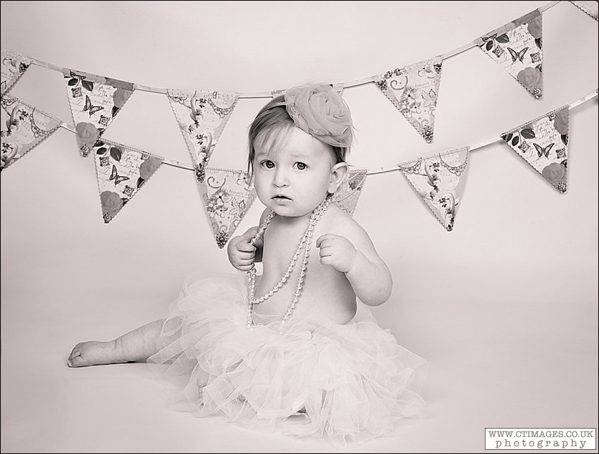 babys first birthday,manchester cake smash photography, cake-smash-photographer-babys-first-birthday-photos-manchester-1.jpg
