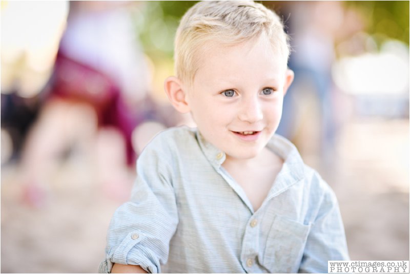 childrens-photography-outdoor-portraits-25.jpg childrens outdoor pictures,