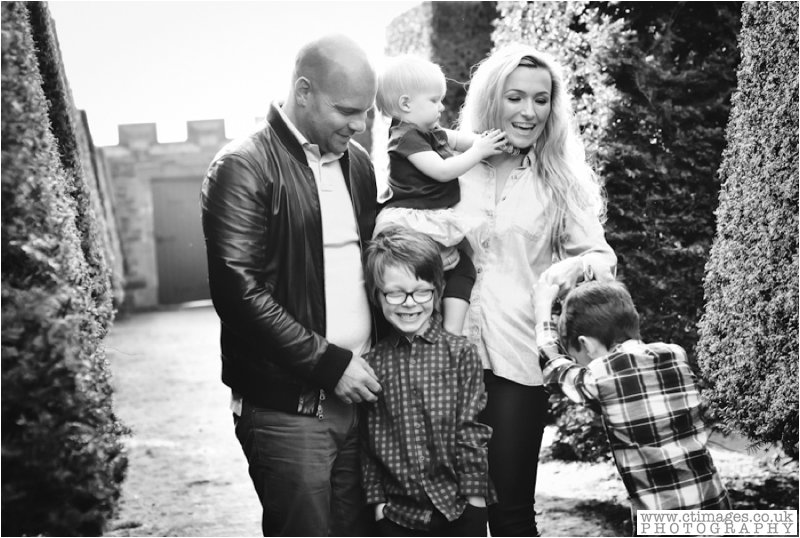 lancashire-family-photography-hoghton-tower-2.jpg family photos,hoghton tower,lancashire family photography,photographer,