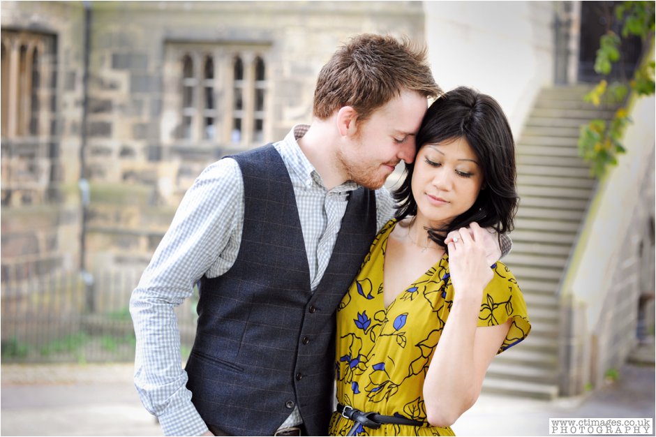 lancaster-ashton-memorial-wedding-photographer-williamson-park-weddings-female-photography-creative-photographers_0007.jpg