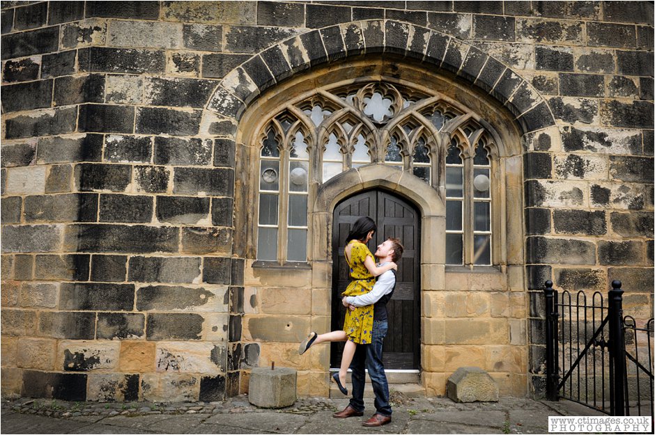lancaster-ashton-memorial-wedding-photographer-williamson-park-weddings-female-photography-creative-photographers_0018.jpg
