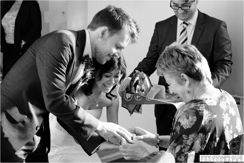 lancashire bride,reportage wedding photography,