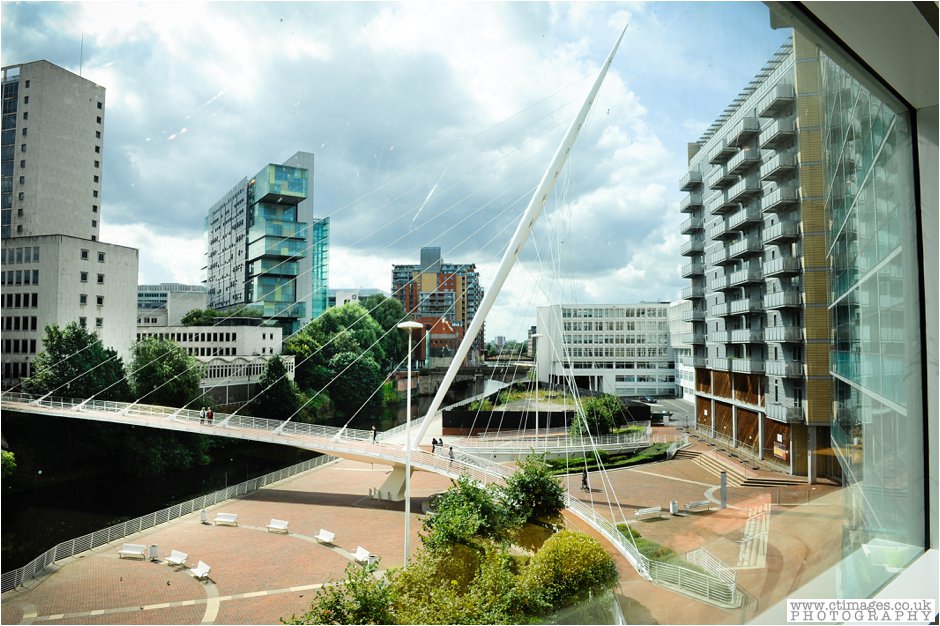 lowry-hotel-manchester-wedding-photographer-weddings-female-photography-creative-photographers_0062.jpg