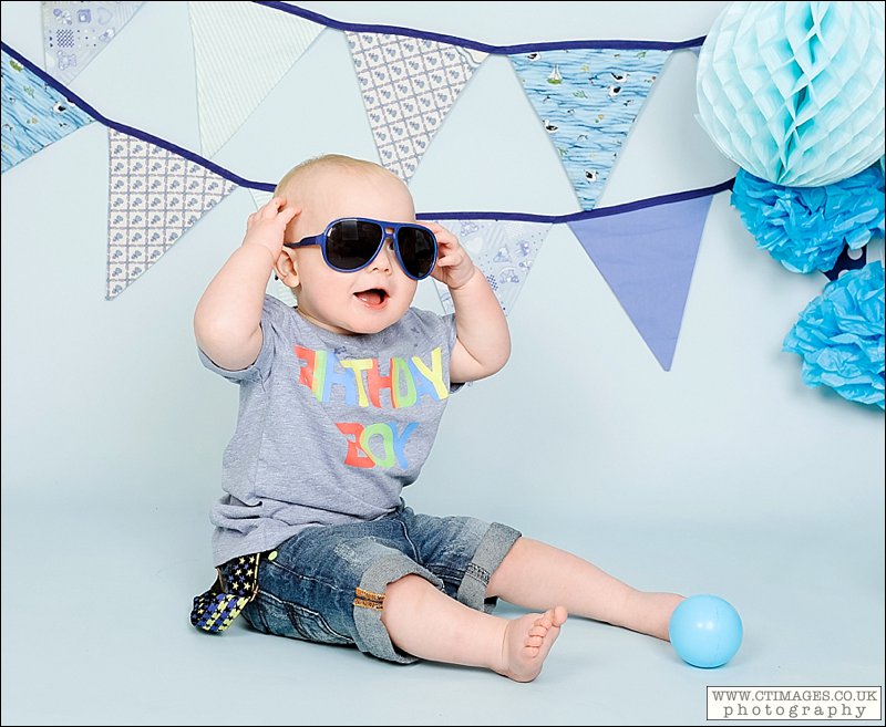 manchester-cake-smash-photographer-babys-first-birthday-photos-2.jpg babys first birthday,cake smash photography,manchester cake smash photography,