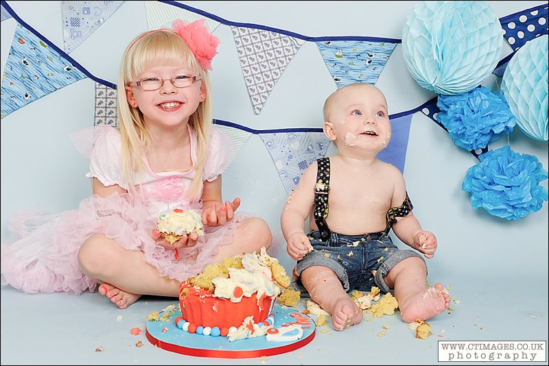 manchester-cake-smash-photographer-babys-first-birthday-photos-5.jpg babys first birthday,cake smash photography,manchester cake smash photography,