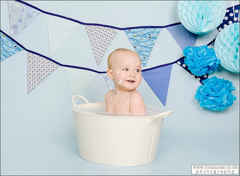 manchester-cake-smash-photographer-babys-first-birthday-photos-8.jpg babys first birthday,cake smash photography,manchester cake smash photography,