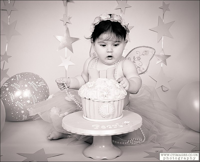 manchester-cake-smash-photos-first-birthday-photography-1-2.jpg cake smash photos,first birthday photography,manchester cake smash photography,