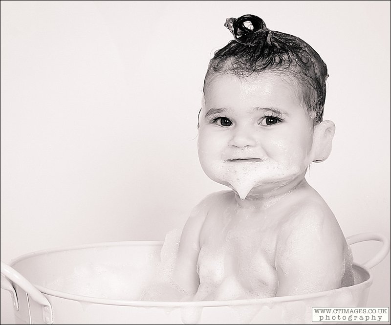 manchester-cake-smash-photos-first-birthday-photography-6.jpg cake smash photos,first birthday photography,manchester cake smash photography,