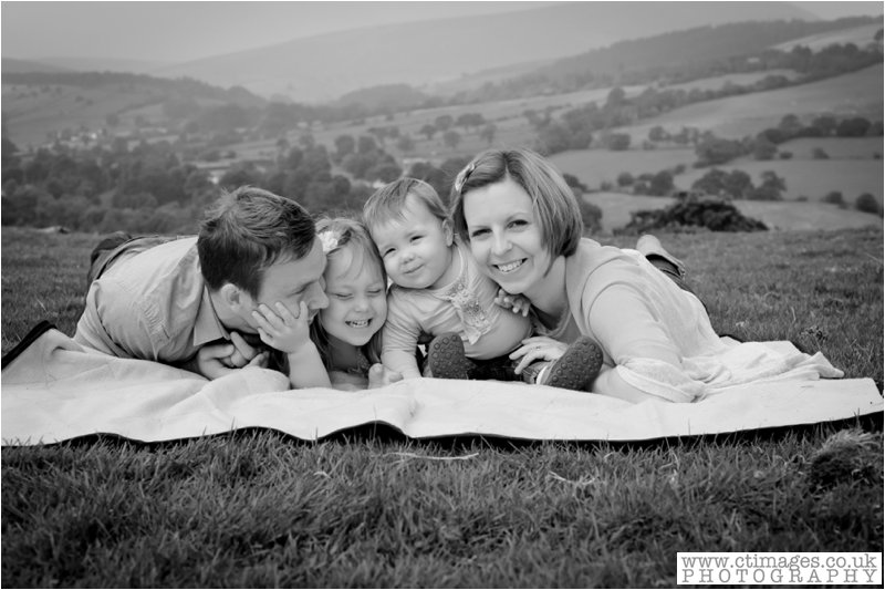manchester-childrens-photographers-lancashire-kids-photos-outdoor-family-photography-14.jpg manchester-childrens-photographers-lancashire-kids-photos-outdoor-family-photography-14.jpg