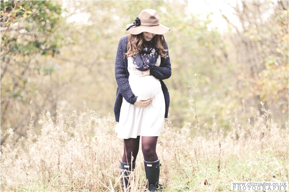 autumn photos,couple photos,lancashire,lancashire wedding,manchester bride,northwest,outdoor couple photos,outdoor engagement,photographer,vintage photos,whimsical homemade,