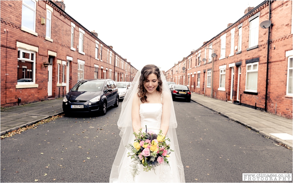 manchester-wedding-photographer-homemade-whimsical-country-photos-rustic-vintage-photography_0014.jpg