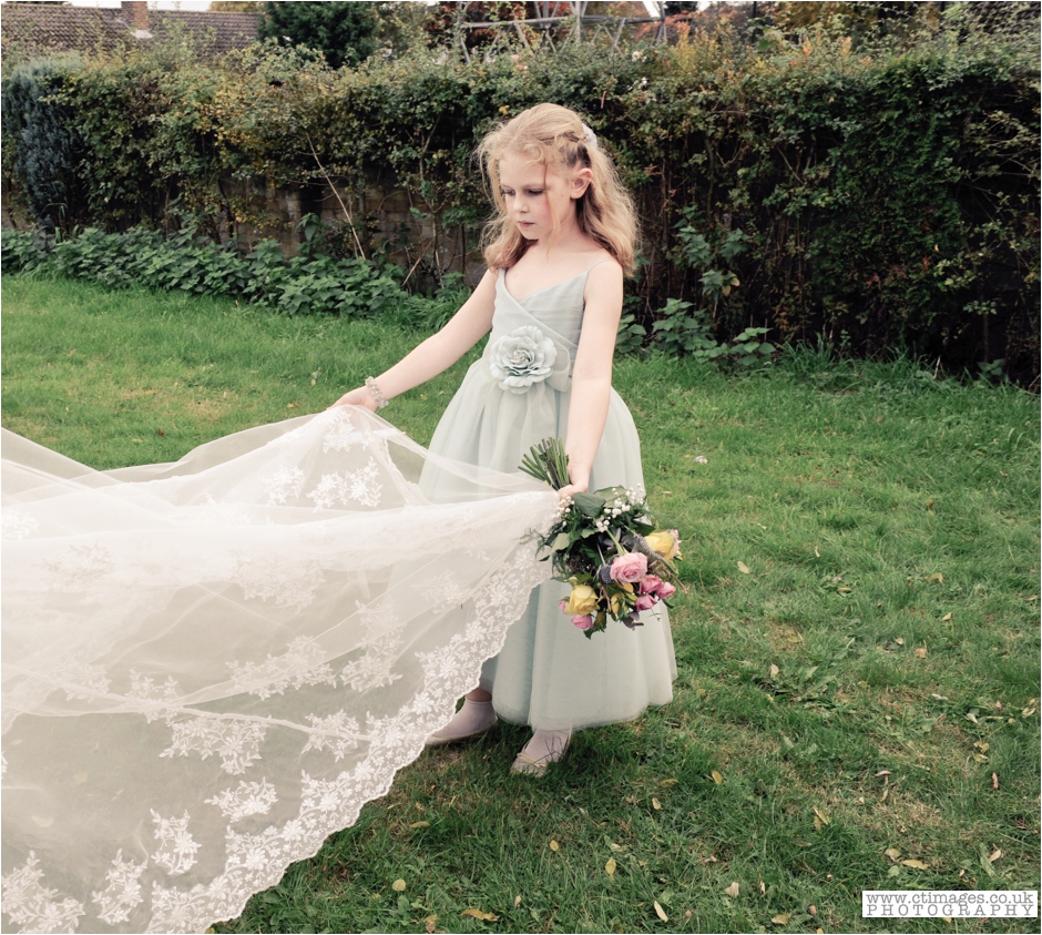 manchester-wedding-photographer-homemade-whimsical-country-photos-rustic-vintage-photography_0024.jpg