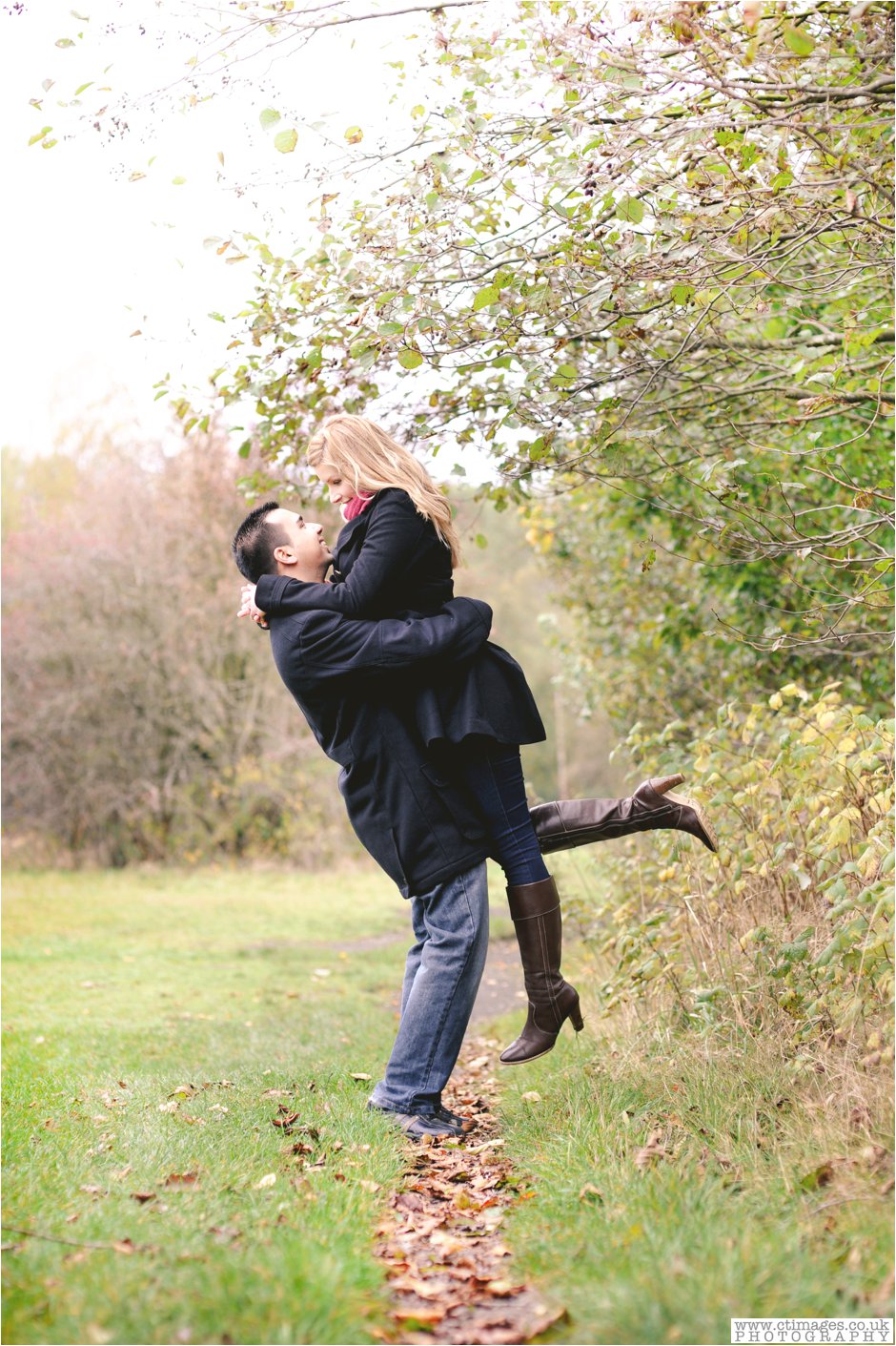 manchester-wedding-photographer-outdoor-engagement-couple-photos-bride-to-be-natural-photography-northwest-8.jpg autumn photos,manchester weddings,