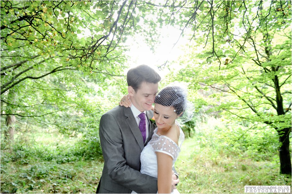 rivington-hall-barn-wedding-photographer-lancashire-weddings-female-photography-creative-photographers_0042.jpg