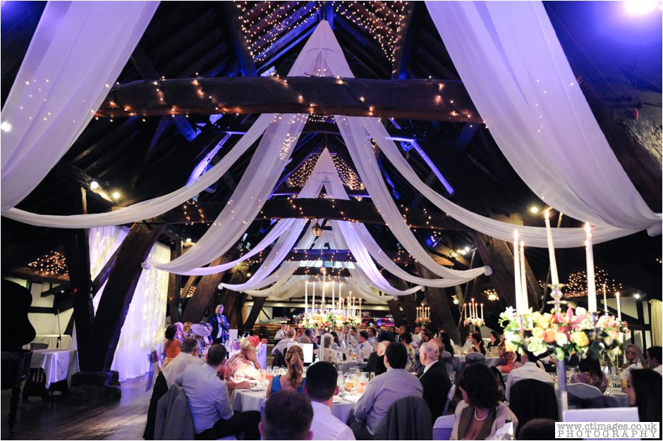 rivington-hall-barn-wedding-photographer-lancashire-weddings-female-photography-creative-photographers_0048.jpg