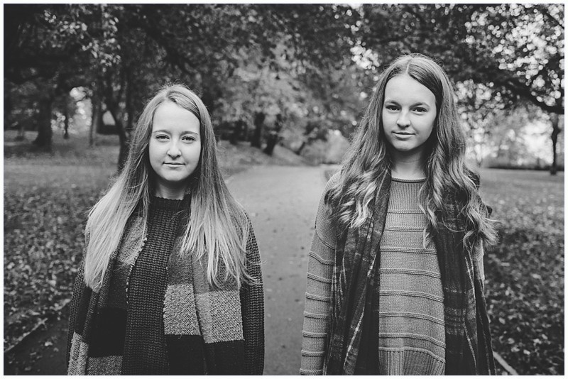 teenage-girls-portrait-outdoors.jpg